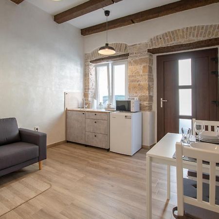 Apartments Nesatcium بولا المظهر الخارجي الصورة