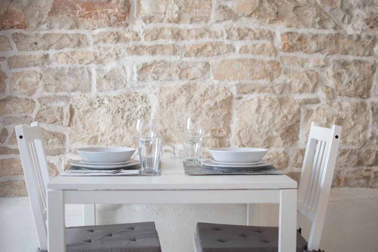 Apartments Nesatcium بولا المظهر الخارجي الصورة
