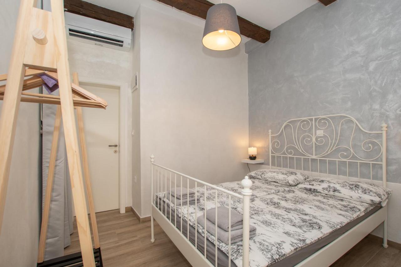Apartments Nesatcium بولا المظهر الخارجي الصورة