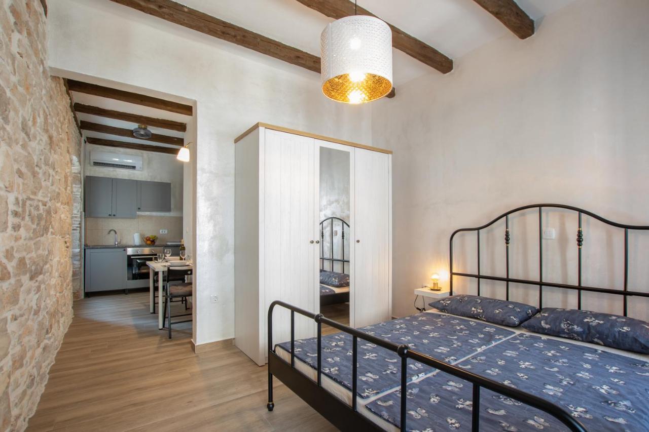 Apartments Nesatcium بولا المظهر الخارجي الصورة