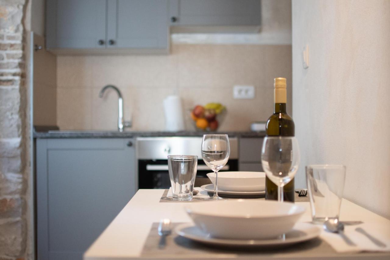 Apartments Nesatcium بولا المظهر الخارجي الصورة